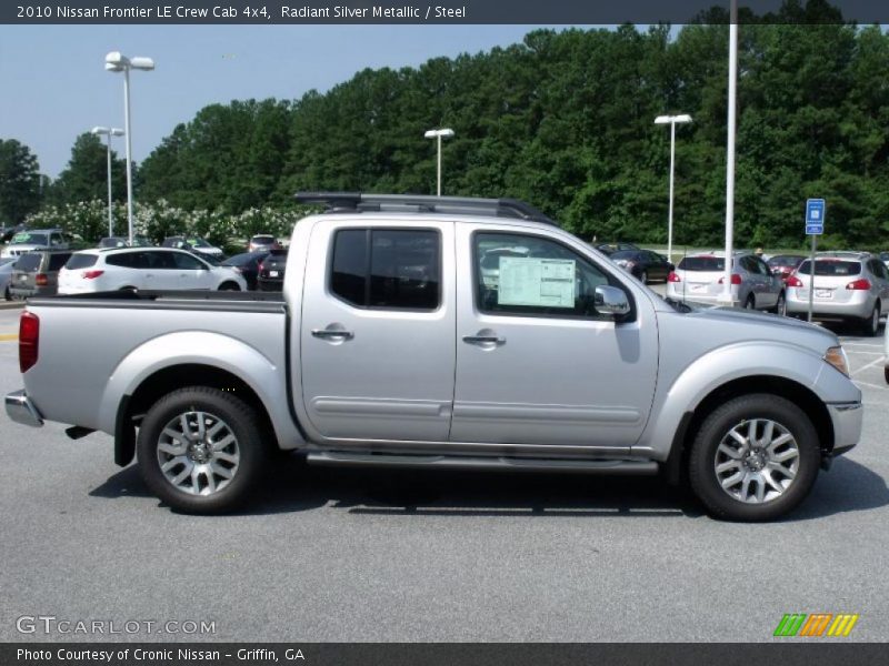 Radiant Silver Metallic / Steel 2010 Nissan Frontier LE Crew Cab 4x4