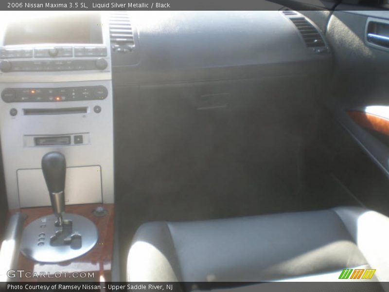 Liquid Silver Metallic / Black 2006 Nissan Maxima 3.5 SL