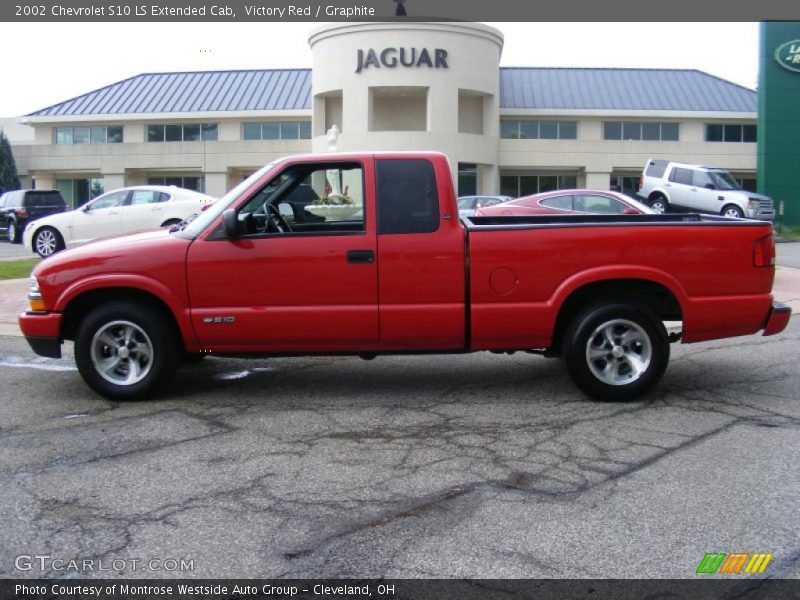 Victory Red / Graphite 2002 Chevrolet S10 LS Extended Cab