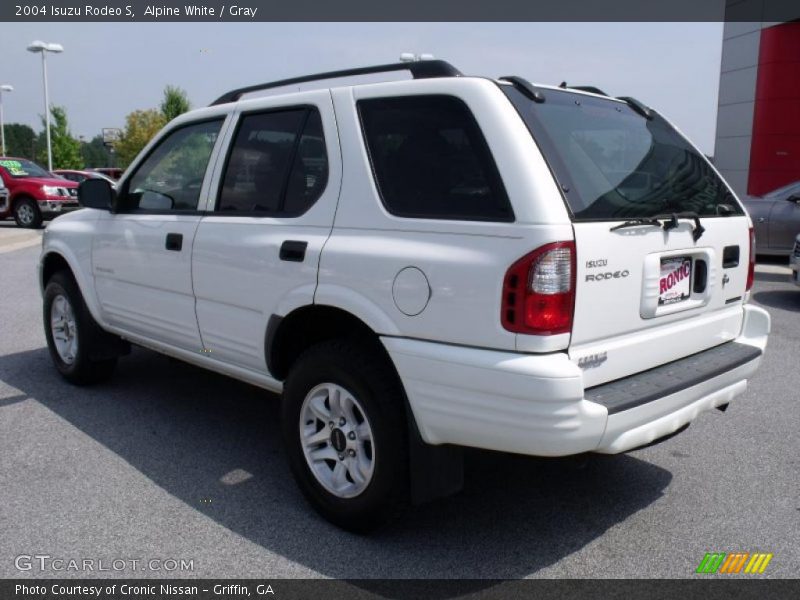 Alpine White / Gray 2004 Isuzu Rodeo S