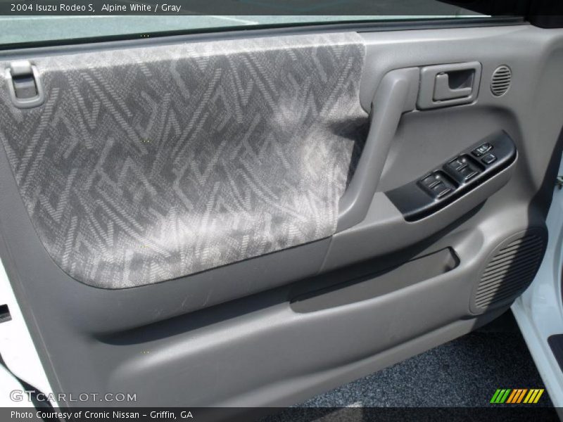 Alpine White / Gray 2004 Isuzu Rodeo S
