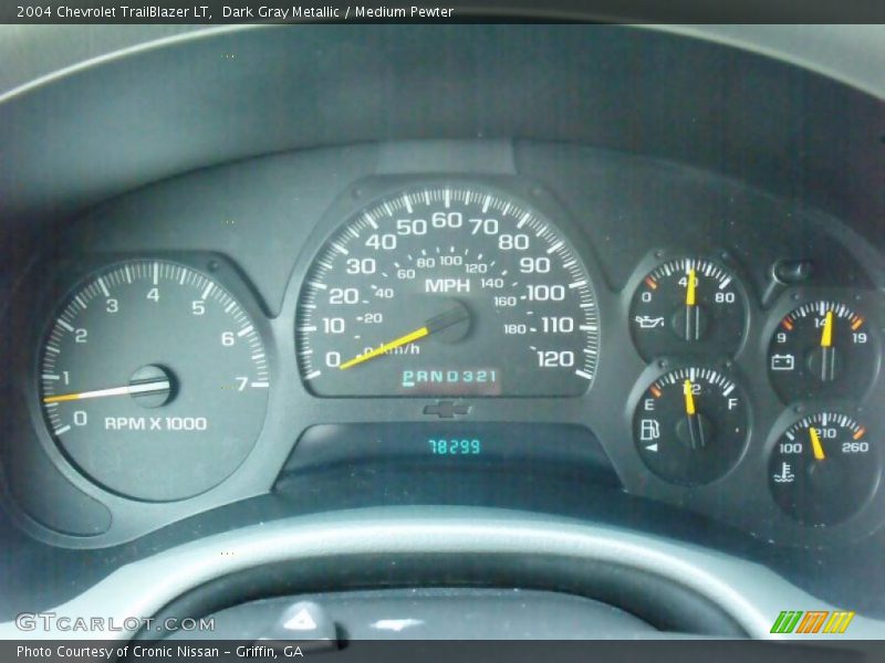 Dark Gray Metallic / Medium Pewter 2004 Chevrolet TrailBlazer LT