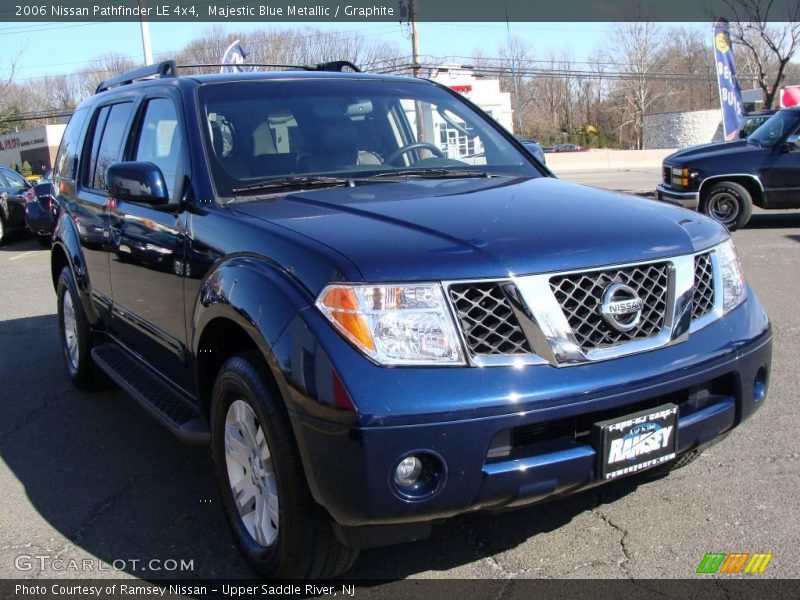 Majestic Blue Metallic / Graphite 2006 Nissan Pathfinder LE 4x4