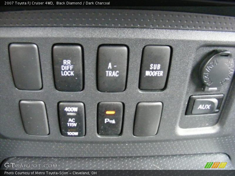 Black Diamond / Dark Charcoal 2007 Toyota FJ Cruiser 4WD