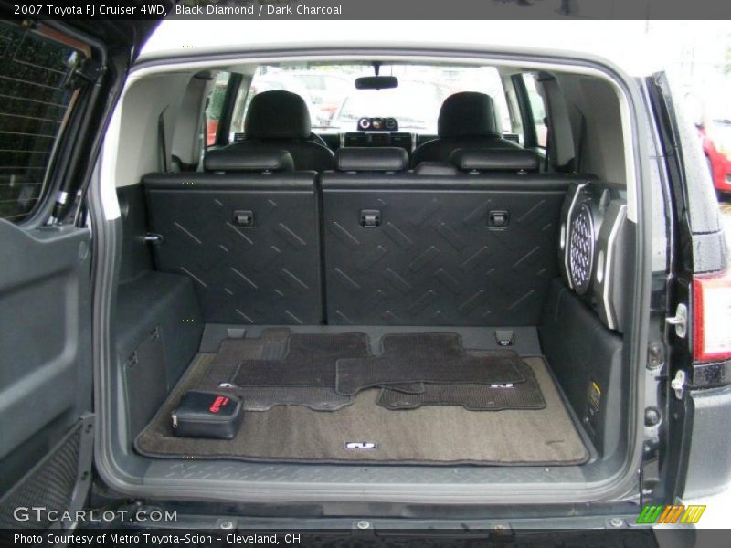 Black Diamond / Dark Charcoal 2007 Toyota FJ Cruiser 4WD