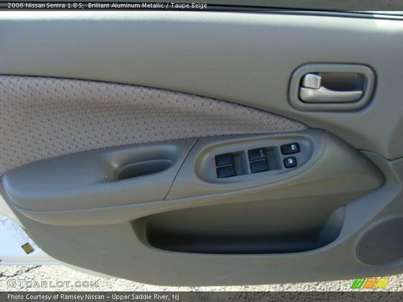 Brilliant Aluminum Metallic / Taupe Beige 2006 Nissan Sentra 1.8 S