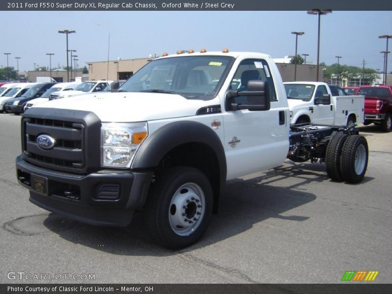Oxford White / Steel Grey 2011 Ford F550 Super Duty XL Regular Cab Chassis
