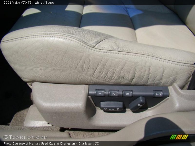 White / Taupe 2001 Volvo V70 T5