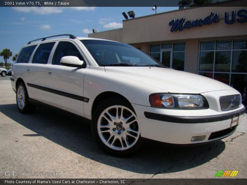 White / Taupe 2001 Volvo V70 T5