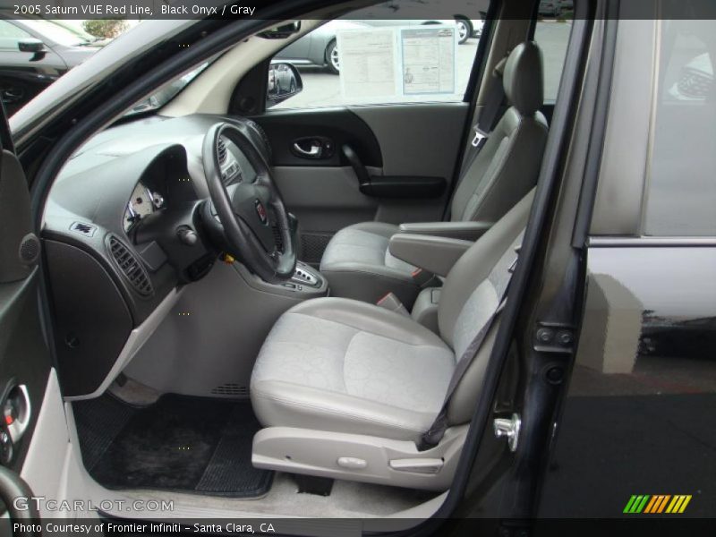 Black Onyx / Gray 2005 Saturn VUE Red Line