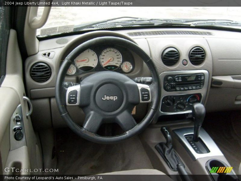 Light Khaki Metallic / Light Taupe/Taupe 2004 Jeep Liberty Limited 4x4