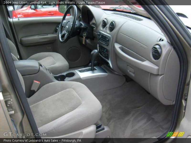 Light Khaki Metallic / Light Taupe/Taupe 2004 Jeep Liberty Limited 4x4