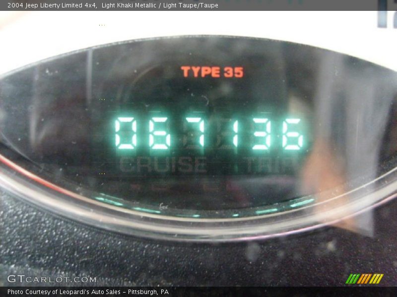 Light Khaki Metallic / Light Taupe/Taupe 2004 Jeep Liberty Limited 4x4