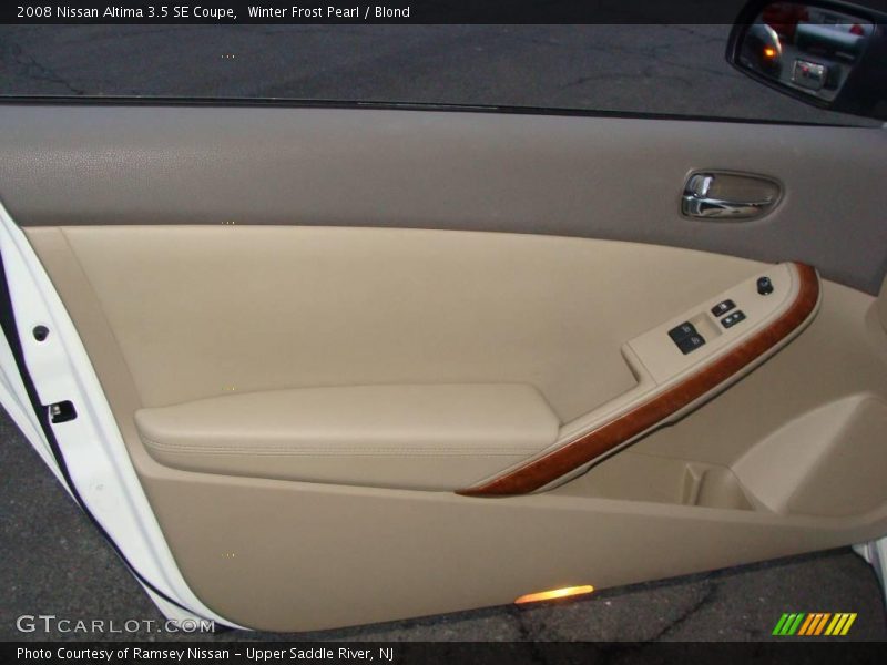 Winter Frost Pearl / Blond 2008 Nissan Altima 3.5 SE Coupe
