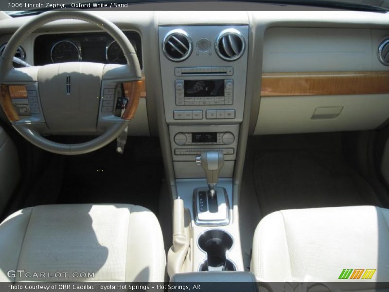 Oxford White / Sand 2006 Lincoln Zephyr
