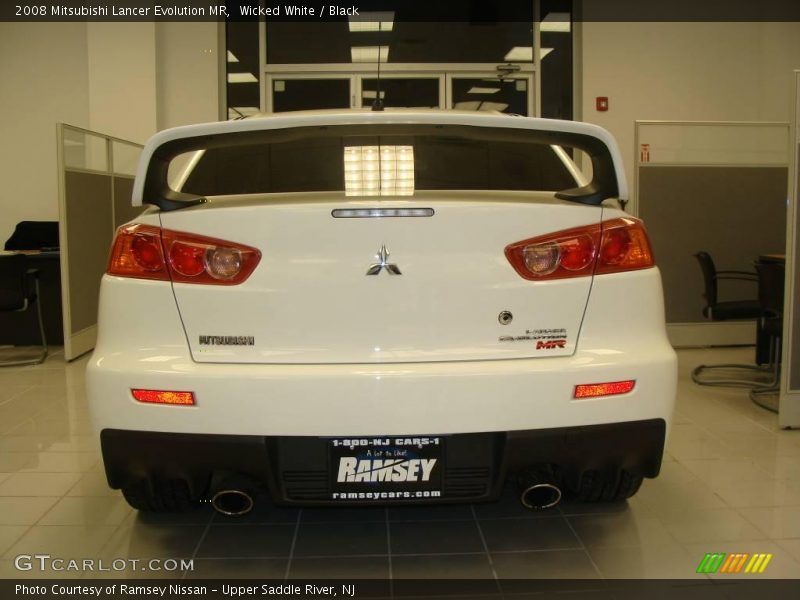 Wicked White / Black 2008 Mitsubishi Lancer Evolution MR