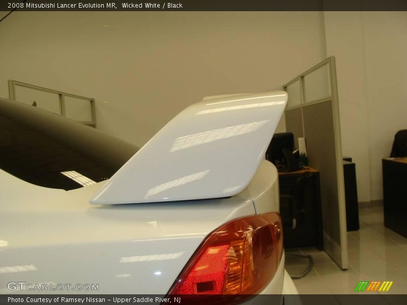 Wicked White / Black 2008 Mitsubishi Lancer Evolution MR