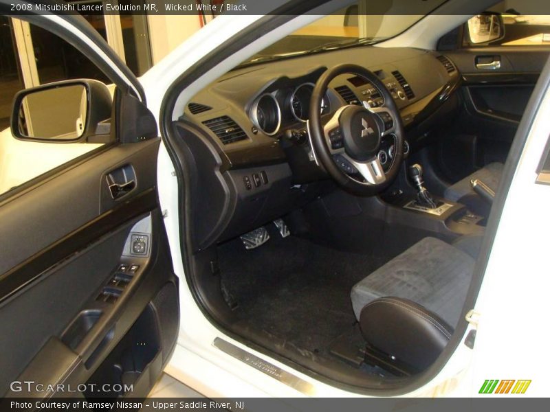 Wicked White / Black 2008 Mitsubishi Lancer Evolution MR