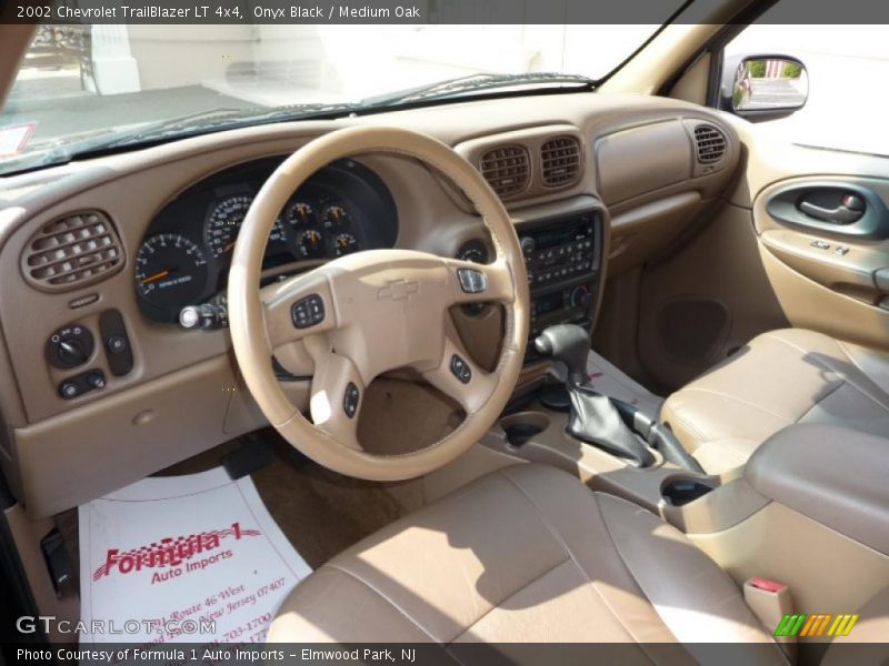Onyx Black / Medium Oak 2002 Chevrolet TrailBlazer LT 4x4
