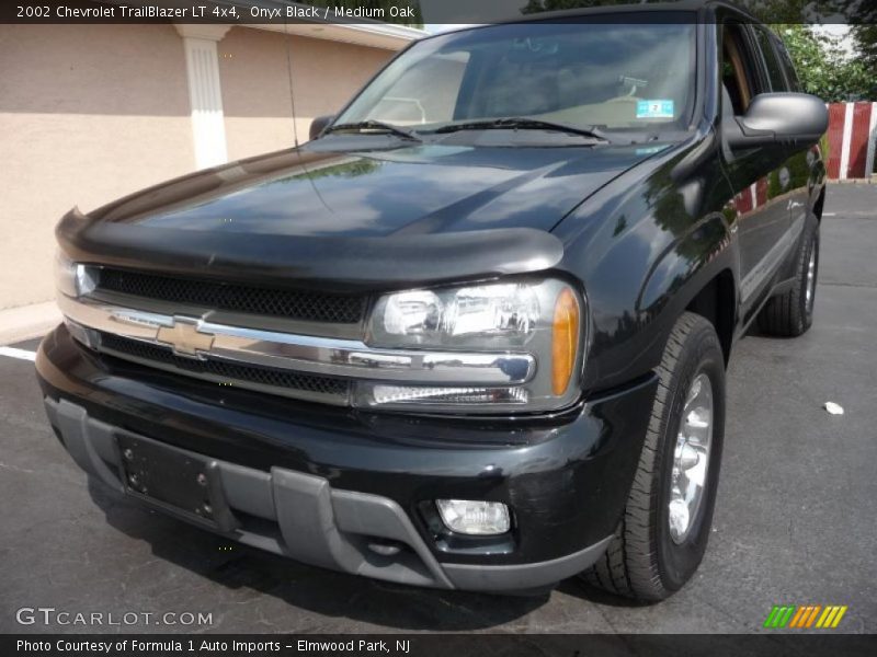 Onyx Black / Medium Oak 2002 Chevrolet TrailBlazer LT 4x4