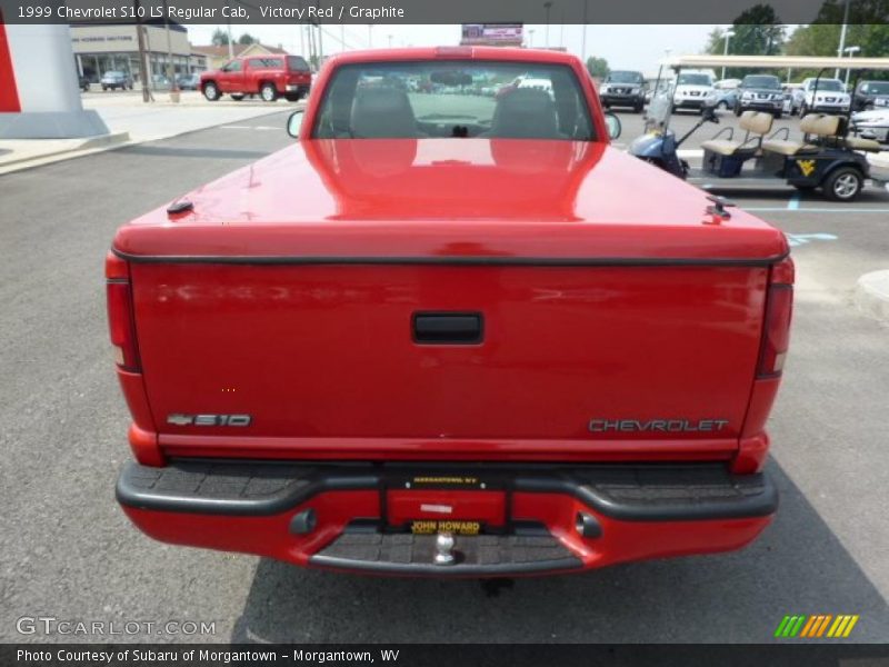 Victory Red / Graphite 1999 Chevrolet S10 LS Regular Cab