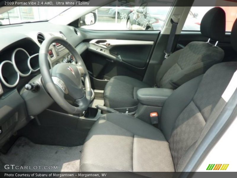 Ultra White / Ebony 2009 Pontiac Vibe 2.4 AWD