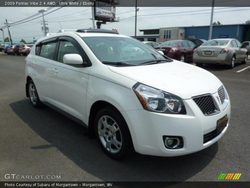 Ultra White / Ebony 2009 Pontiac Vibe 2.4 AWD