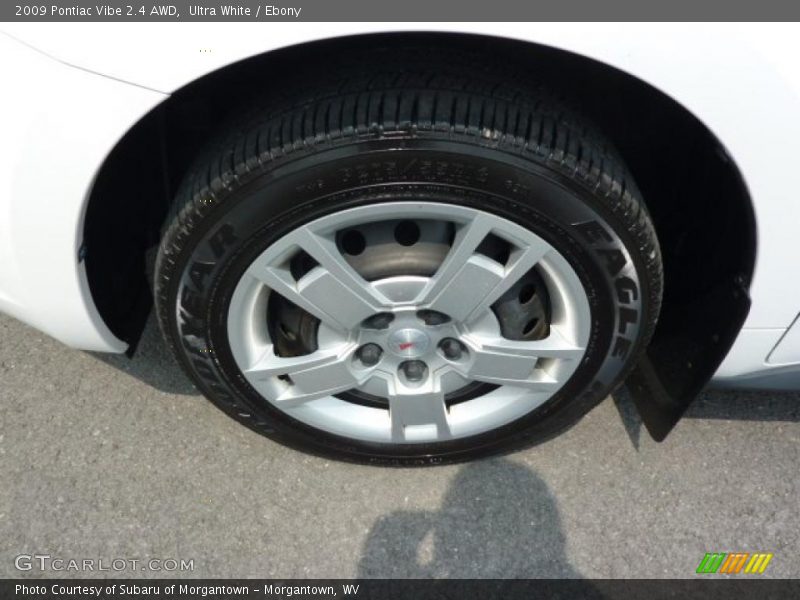 Ultra White / Ebony 2009 Pontiac Vibe 2.4 AWD