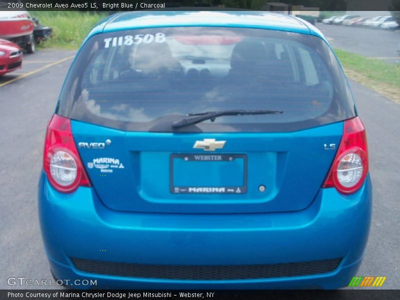 Bright Blue / Charcoal 2009 Chevrolet Aveo Aveo5 LS