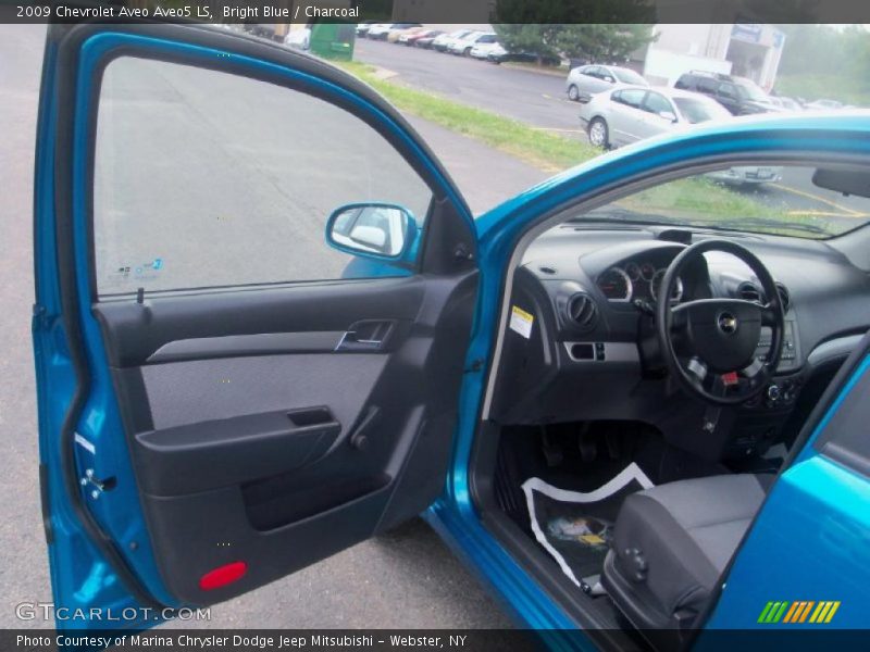 Bright Blue / Charcoal 2009 Chevrolet Aveo Aveo5 LS
