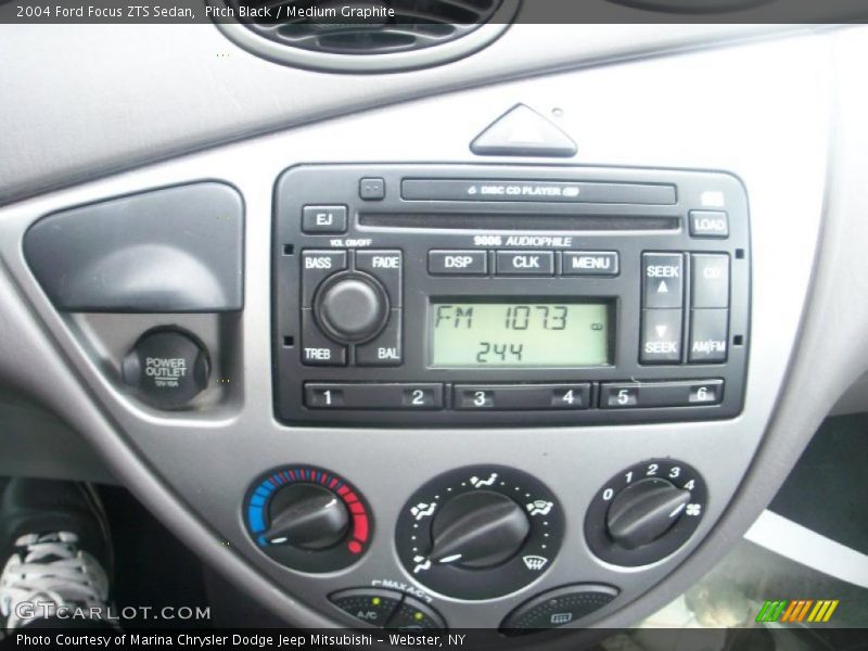 Pitch Black / Medium Graphite 2004 Ford Focus ZTS Sedan