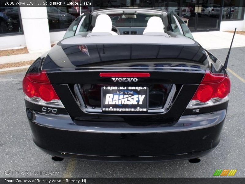Solid Black / Calcite Cream 2008 Volvo C70 T5