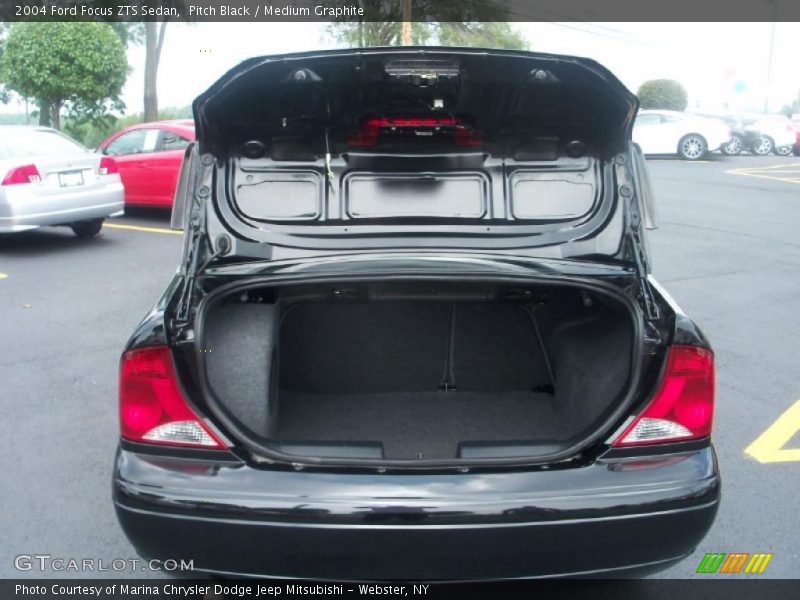 Pitch Black / Medium Graphite 2004 Ford Focus ZTS Sedan