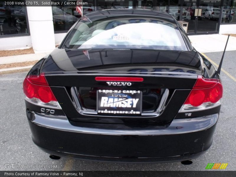 Solid Black / Calcite Cream 2008 Volvo C70 T5
