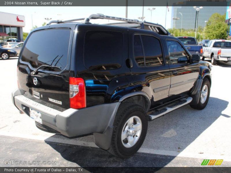 Super Black / Gray 2004 Nissan Xterra