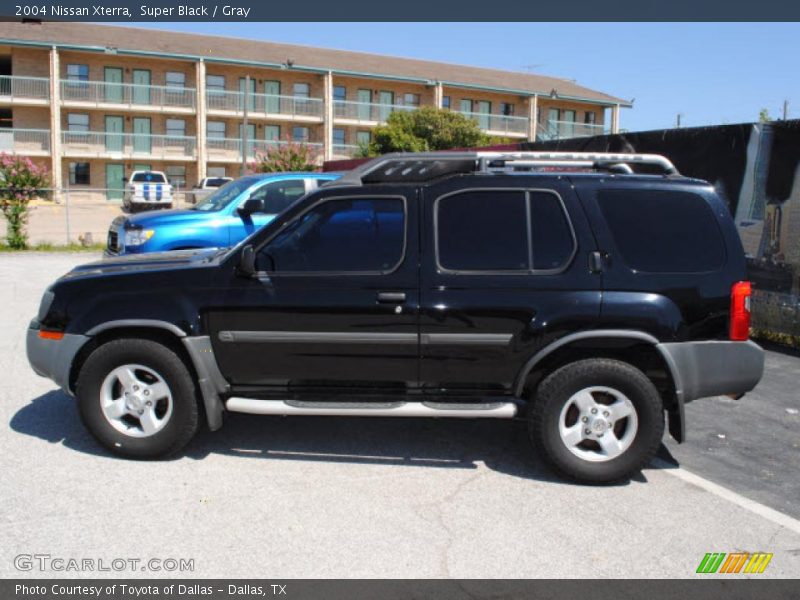 Super Black / Gray 2004 Nissan Xterra