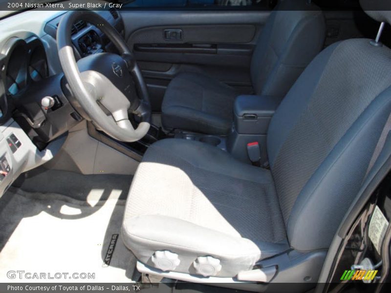 Super Black / Gray 2004 Nissan Xterra