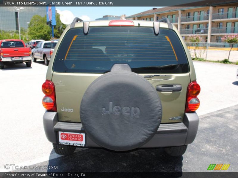 Cactus Green Pearl / Dark Slate Gray 2004 Jeep Liberty Sport