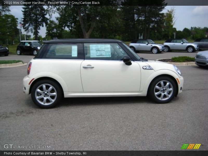 Pepper White / Grey/Carbon Black 2010 Mini Cooper Hardtop