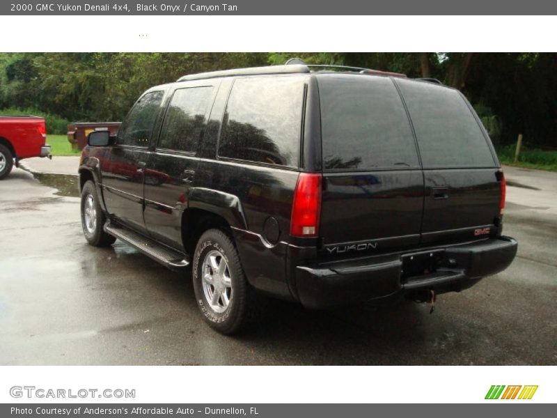 Black Onyx / Canyon Tan 2000 GMC Yukon Denali 4x4