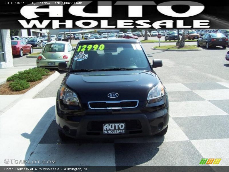 Shadow Black / Black Cloth 2010 Kia Soul 1.6