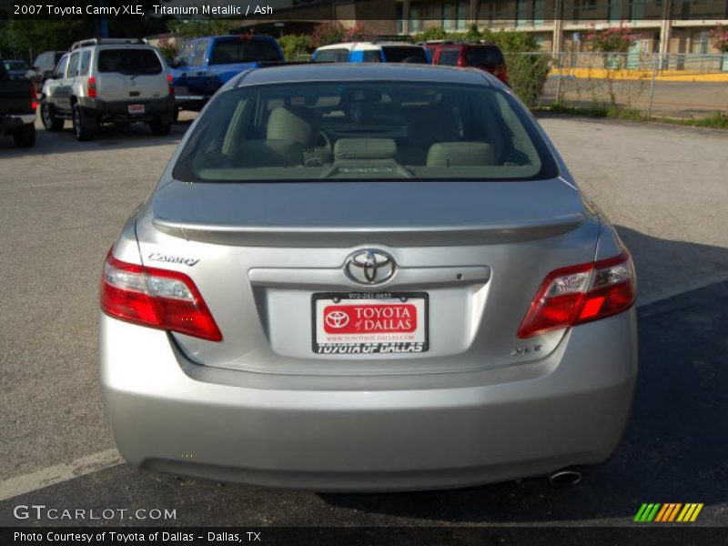 Titanium Metallic / Ash 2007 Toyota Camry XLE