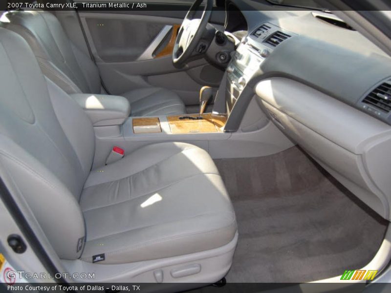 Titanium Metallic / Ash 2007 Toyota Camry XLE