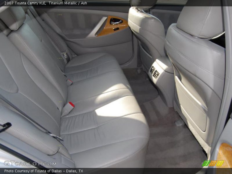 Titanium Metallic / Ash 2007 Toyota Camry XLE
