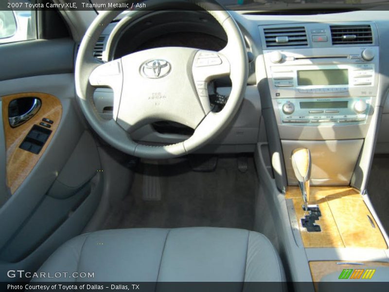 Titanium Metallic / Ash 2007 Toyota Camry XLE