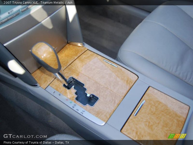 Titanium Metallic / Ash 2007 Toyota Camry XLE
