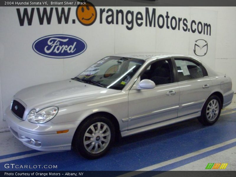 Brilliant Silver / Black 2004 Hyundai Sonata V6