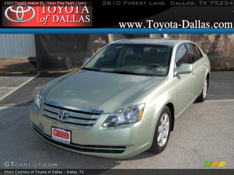 Silver Pine Pearl / Ivory 2007 Toyota Avalon XL