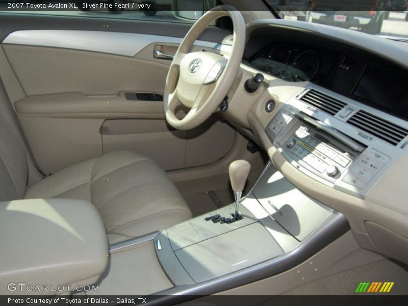 Silver Pine Pearl / Ivory 2007 Toyota Avalon XL
