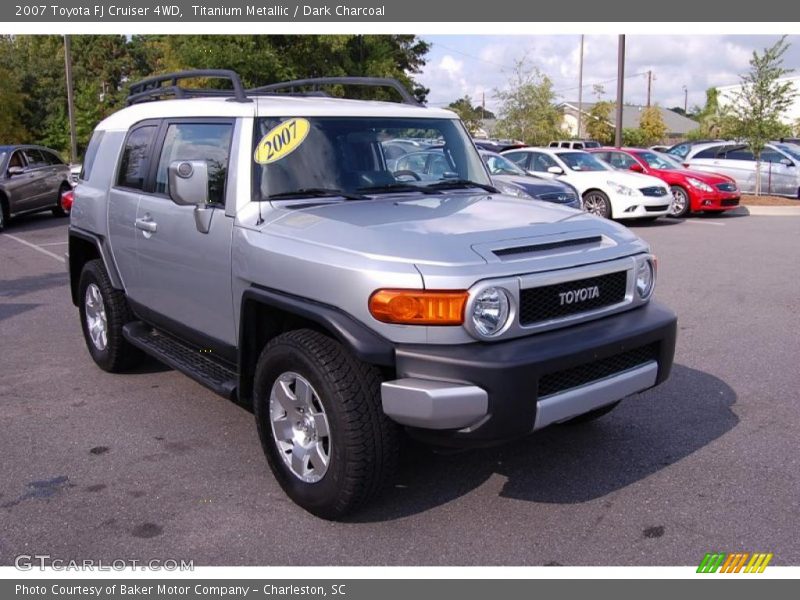 Titanium Metallic / Dark Charcoal 2007 Toyota FJ Cruiser 4WD